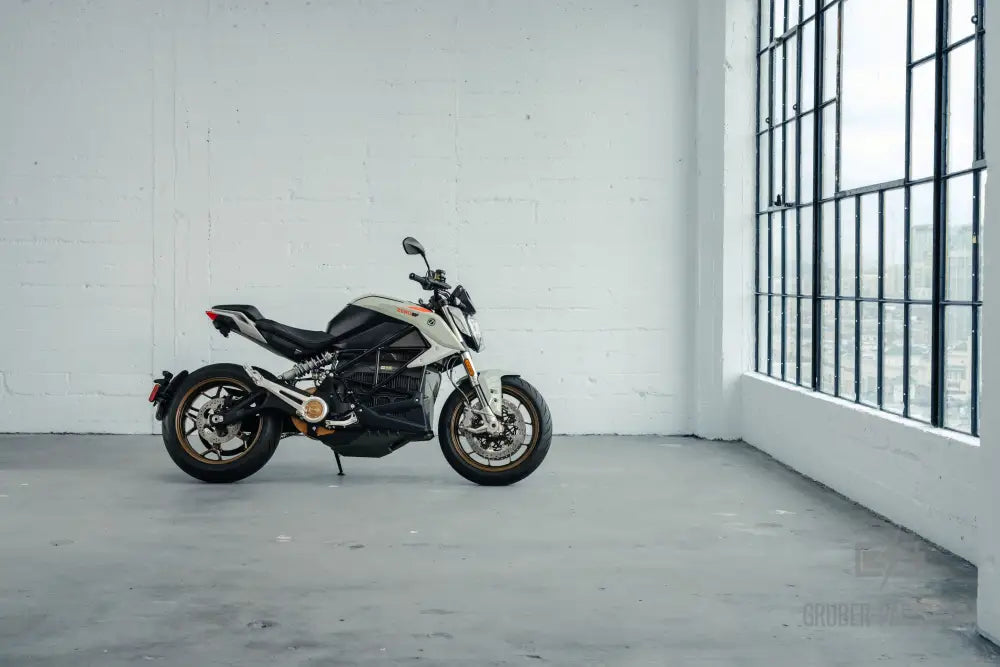 ZERO Motorcycles SR/F 17,3-KWH