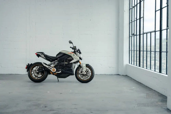 ZERO Motorcycles SR/F 17,3-KWH