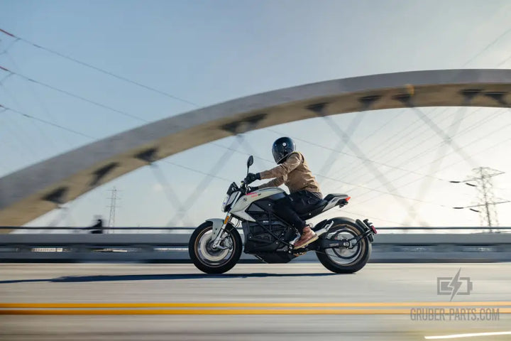 ZERO Motorcycles SR/F 17,3-KWH