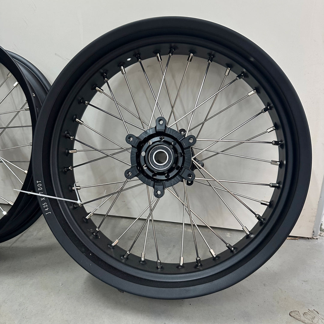 Super Moto Radsatz 17" für SURRON Ultra Bee