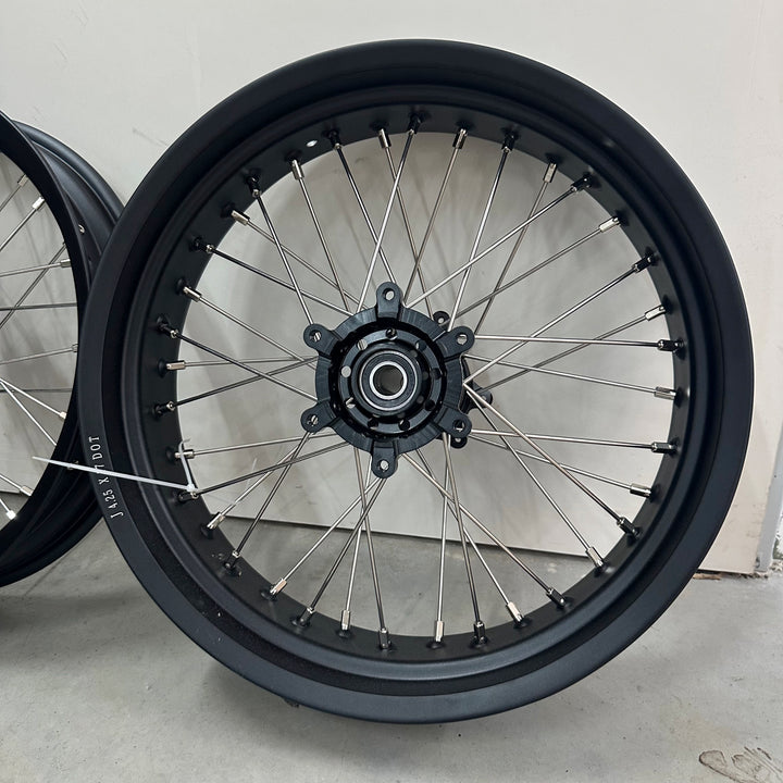 Super Moto Radsatz 17" für SURRON Ultra Bee