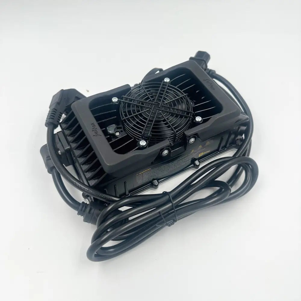 Ladegerät 74V Original Ultra Bee